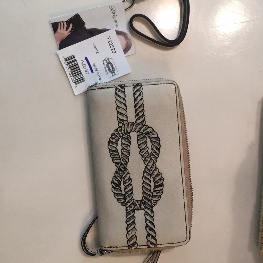 Brighton wallet